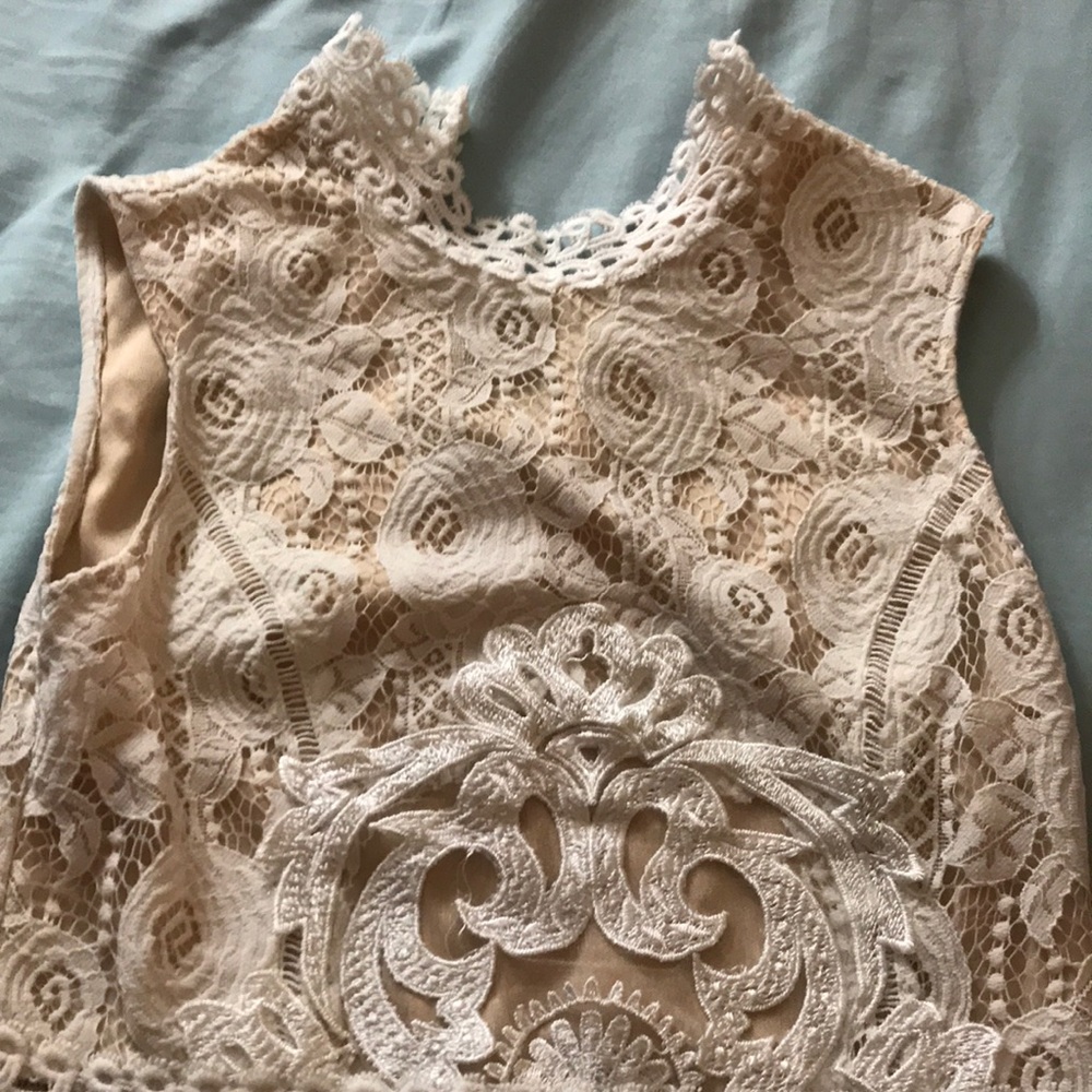 Dress - Picture 3 of 4